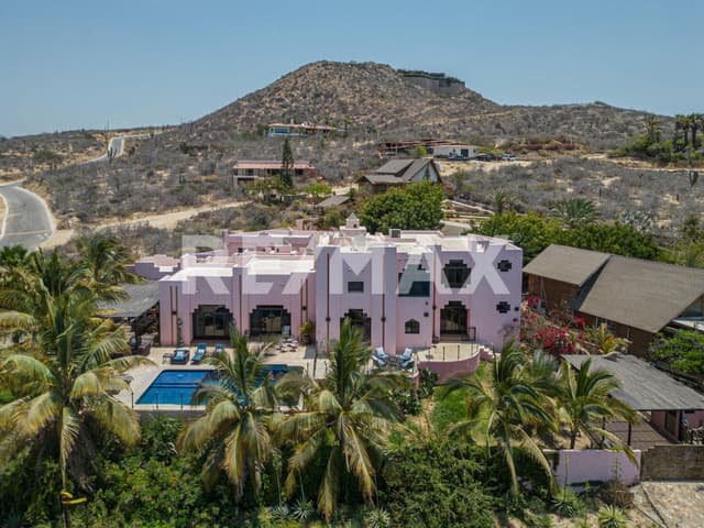 Casa Rosa 6 Colinas, Pacific - MLS #23-2786