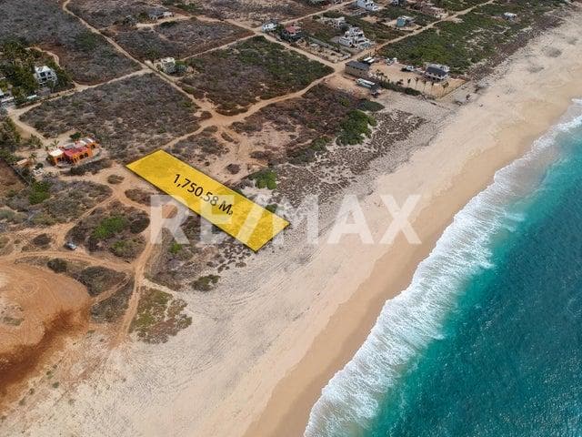 Stunning Beachfront Lot South Cerritos Beach, Pacific - MLS# 23-420