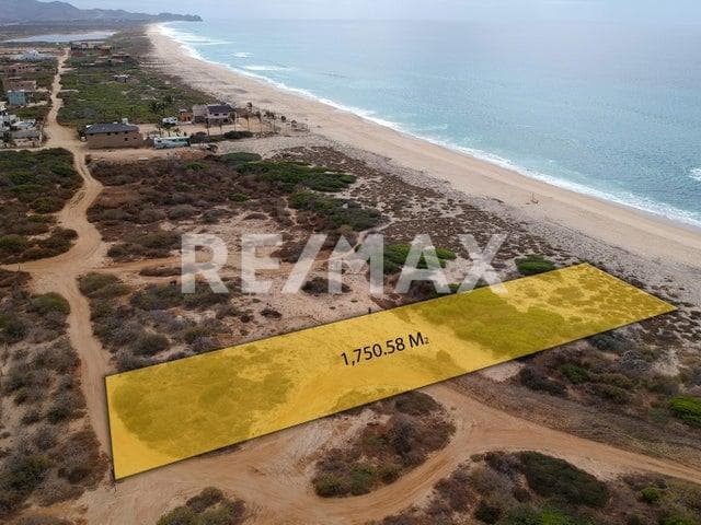 Stunning Beachfront Lot South Cerritos Beach, Pacific - MLS# 23-420
