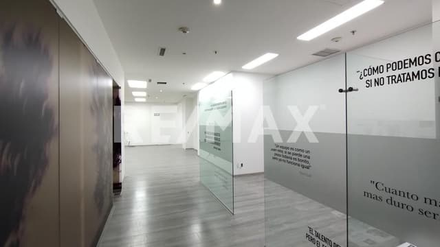 LOCAL COMERCIAL EN RENTA WTC COLONIA NÁPOLES BENITO JUÁREZ