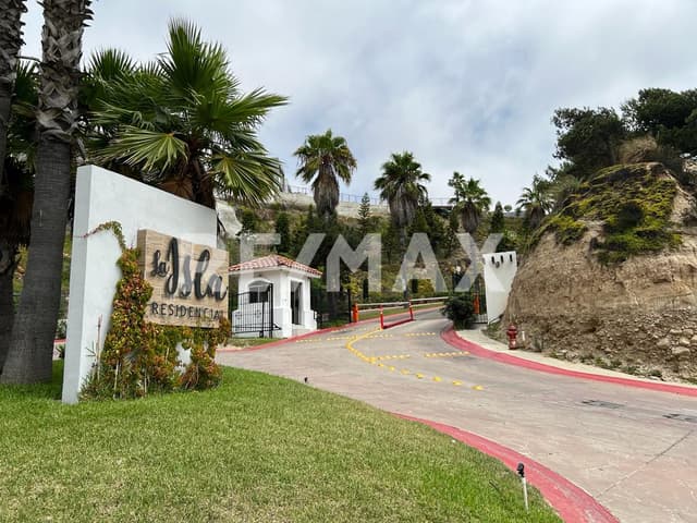 Casa en Venta La Isla Creta Playas deTijuana