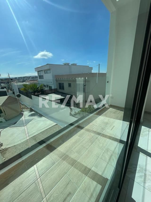 CASA EN VENTA EN RESIDENCIAL AUREO, TIJUANA B.C.