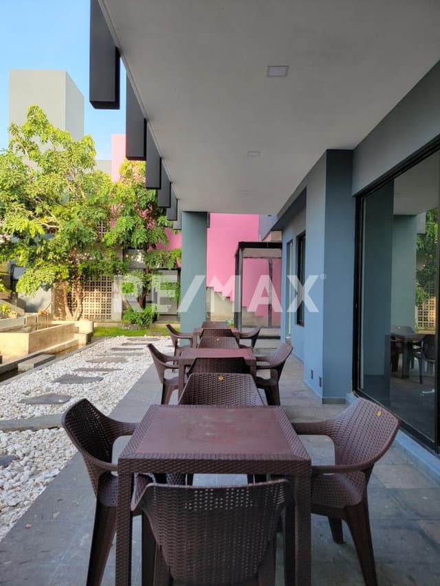 RENTA OFICINA EN PROVIDENCIA 