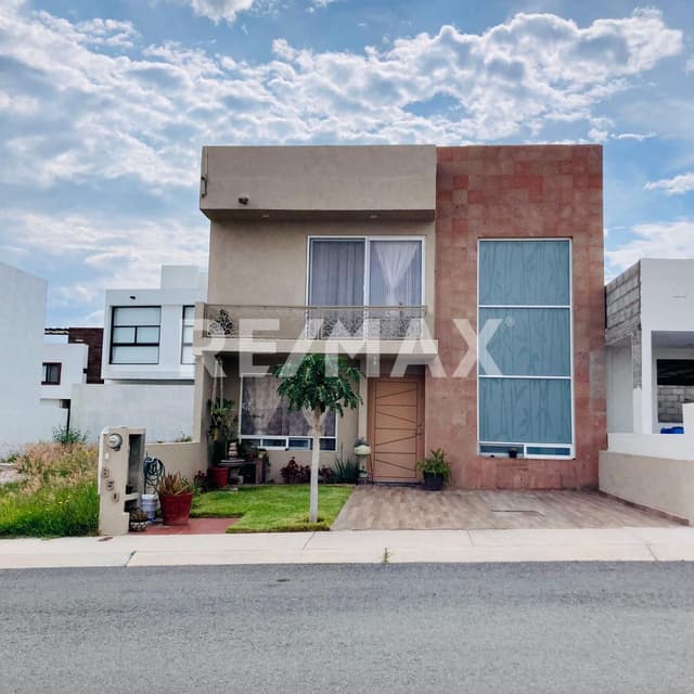 CASA EN VENTA EN ZEN LIFE 1 QUERETARO RCV230925-LG