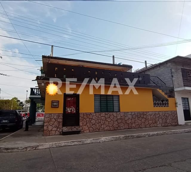 CASA EN VENTA 