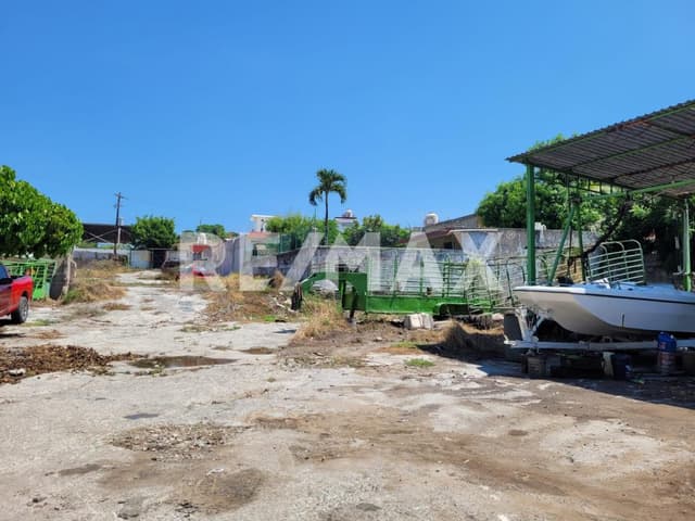 TERRENO EN VENTA