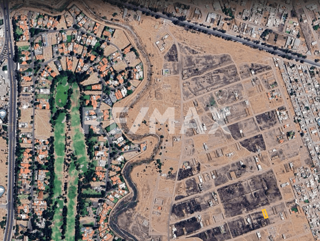 Terreno en venta Villa Universitaria frente área verde 