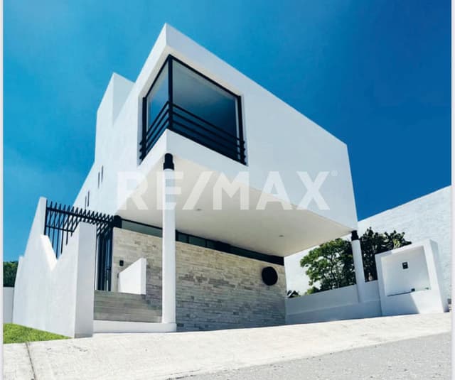 CASA EN VENTA EN ZIBATÁ