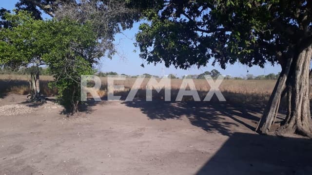 TERRENO EN VENTA