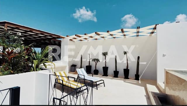 EN VENTA AMPLIO PH DENTRO DE UN CONDIMINIO DE LUJO EN TULUM