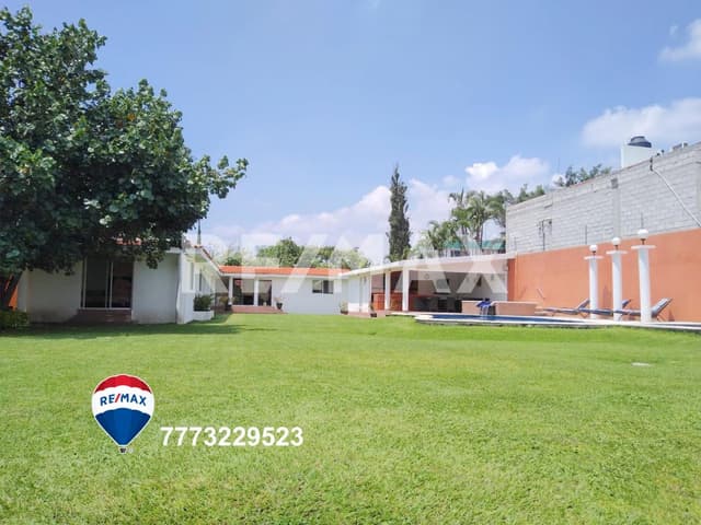 Venta de casa en Las Fuentes, Jiutepec, Morelos...Clave 4486