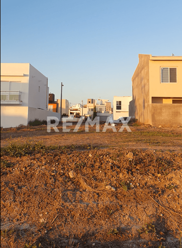 Terrenos en Venta Punta Azul 400 metros.