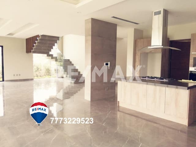 Venta de casa, Club de Golf Paraíso Country Club, Zapata, Morelos...Clave 4491