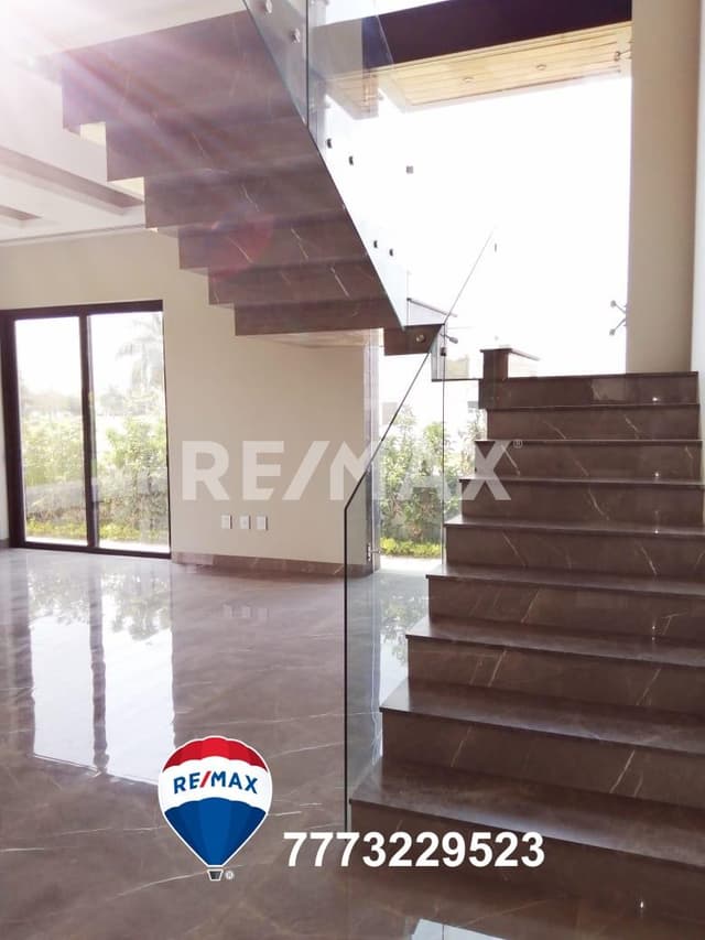 Venta de casa, Club de Golf Paraíso Country Club, Zapata, Morelos...Clave 4491