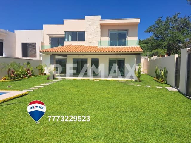 Pre-venta de casa en Fraccionamiento, Xochitepec, Morelos...Clave 4494