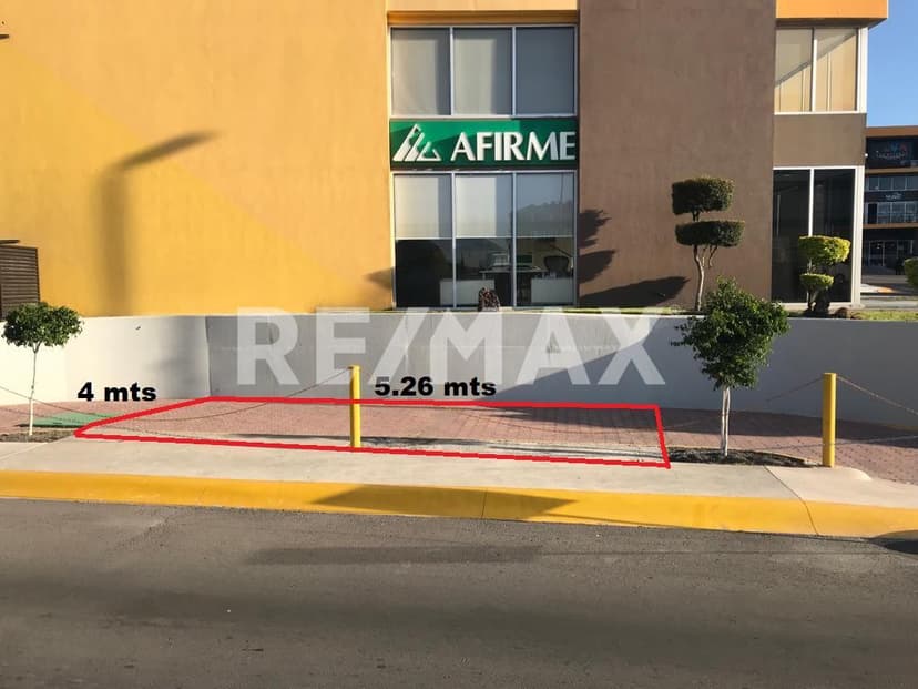 Renta de ESPACIO COMERCIAL en CENTRO SUR