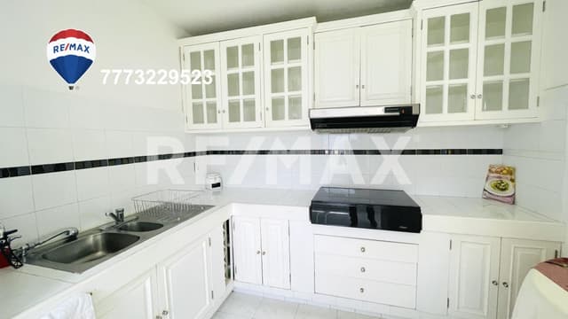 Venta de casa en Lomas de Cocoyoc, Atlatlahucan, Morelos...Clave 4507