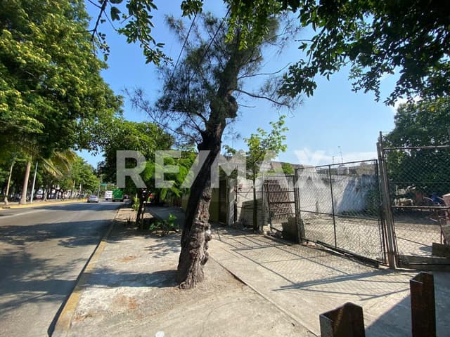 TERRENO EN VENTA SOBRE DIAZ MIRÓN EN VERACRUZ