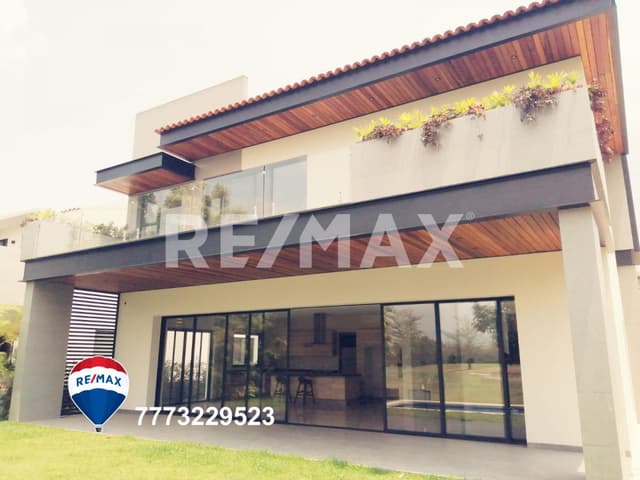 Venta de casa en Club de Golf Paraíso Country Club, Zapata, Morelos...Clave 4523