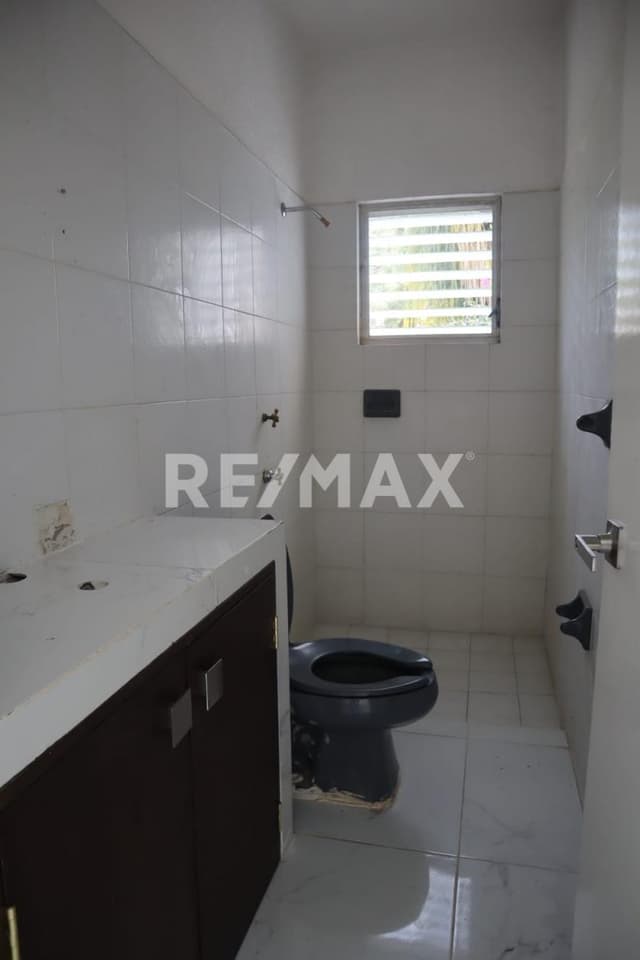 CASA EN VENTA EN FRACCIONAMIENTO LAS CAÑADAS