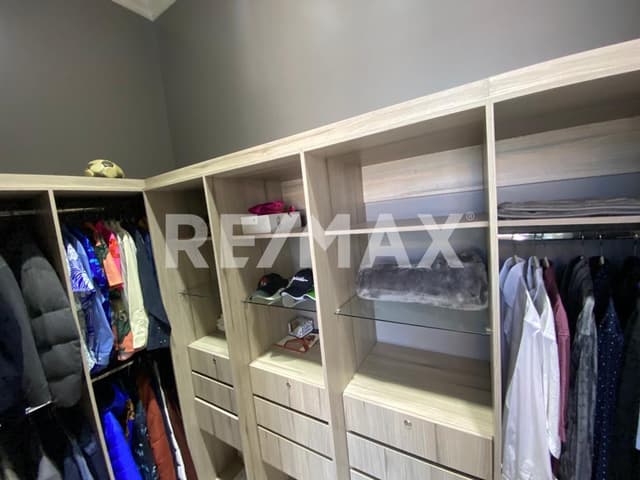 Penthouse de Lujo en Venta con Roof Garden Privado y Vistas Únicas