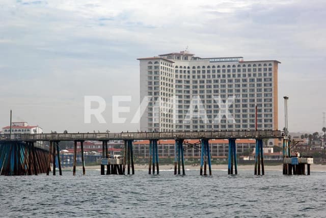 Atenciòn Inversionistas.- Venta de 2 Condominio frente al mar, tipo Habitacional o en regimen de Condo Hotel en Rosarito, B.C
