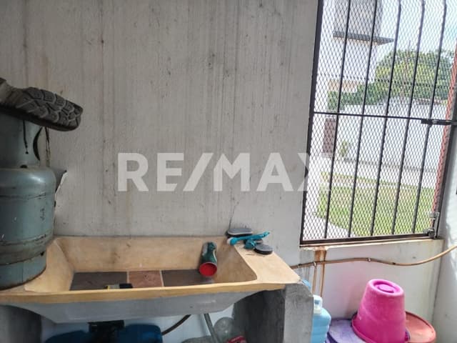 CASA EN VENTA PRIVADA EL CEDRO