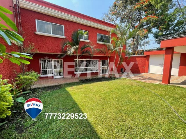 Venta de casa en Vista Hermosa, Cuernavaca, Morelos...Clave 4551