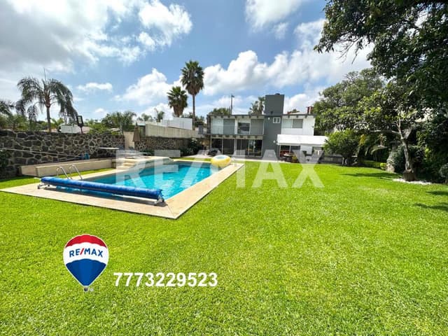 Venta de casa en Provincias de Canadá, Cuernavaca, Morelos...Clave 4556