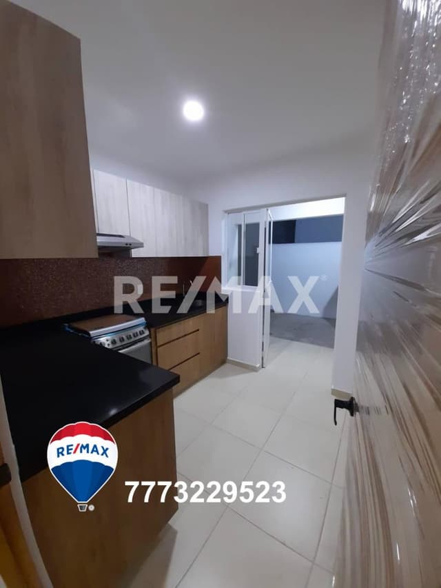 Pre-venta de casa en Condominio, Acapatzingo, Cuernavaca, Morelos...Clave 4557