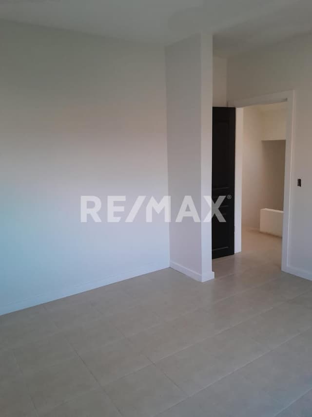 Se Vende Casa Nueva de 4 Recamaras en Ensenada