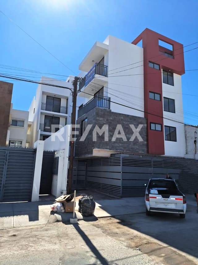 DEPARTAMENTO EN VENTA EN COL. JARDINES DEL ESTADIO