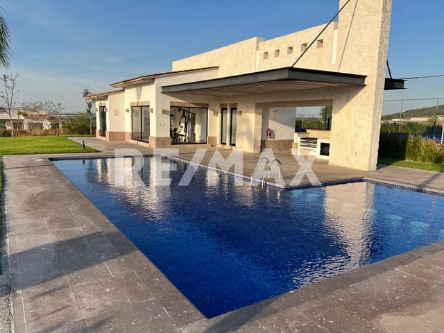 TERRENO EN VENTA EN CIUDAD MADERAS SUR 1 EN APASEO EL ALTO