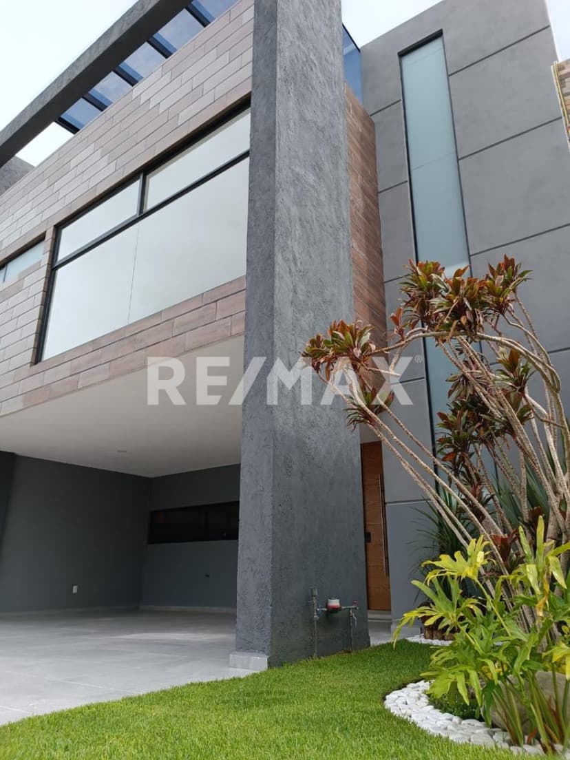 Casa en venta en Parque Baja California Sur, Lomas de Angélopolis III