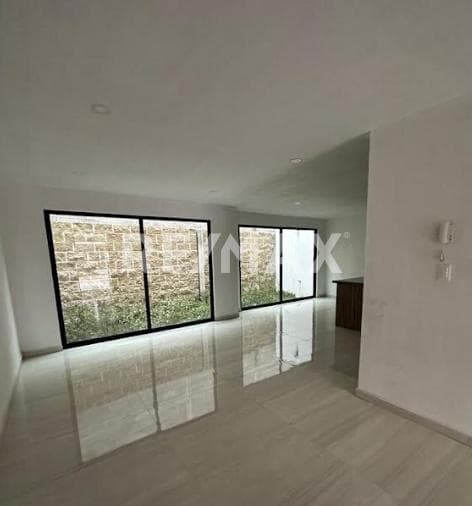 Gallery preview 2