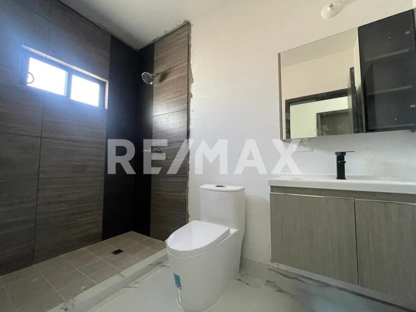 CASA EN VENTA EN RESIDENCIAL SAN MARINO, TIJUANA B.C.