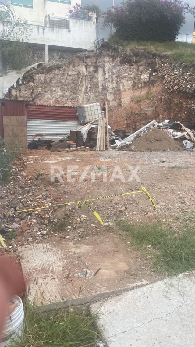 TERRENO RESIDENCIAL EN VENTA BALCONES DE LA LOMA QUERETARO RTV231123-IR