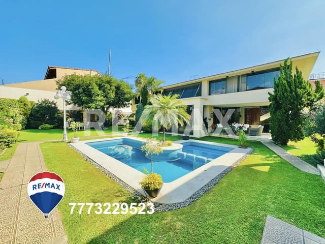 Venta de casa en Jardines de Reforma, Cuernavaca, Morelos...Clave 4601