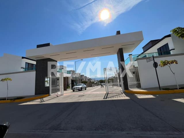 Se vende casa en fraccionamiento privado Bellavista