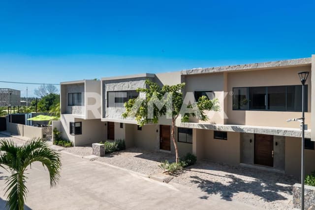 Ciye Residencial Priivado en Nuevo Vallarta, Riviera Nayarit 4 BD / 3 BA