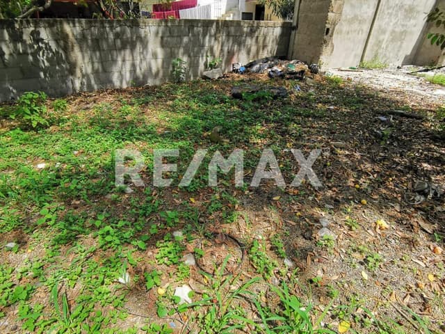 TERRENO EN VENTA