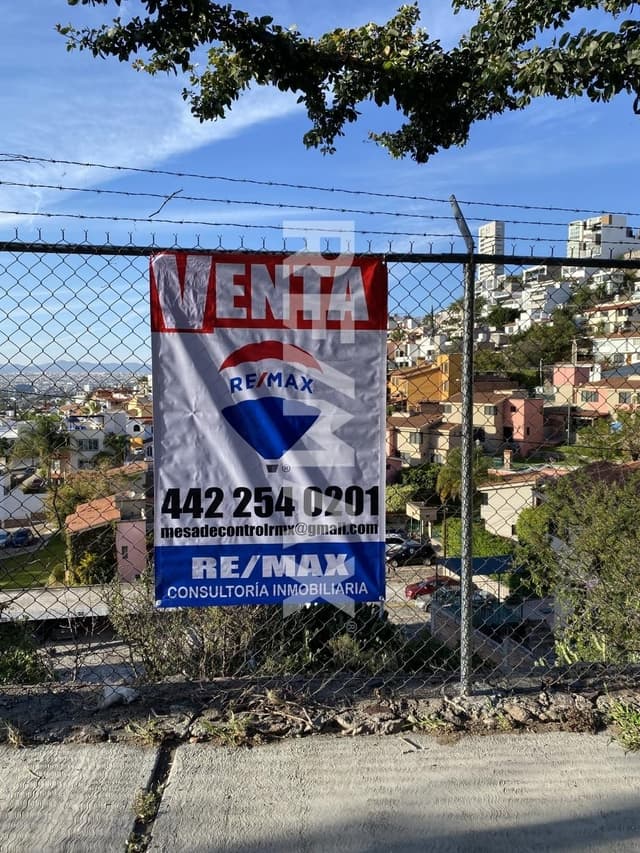 TERRENO EN VENTA