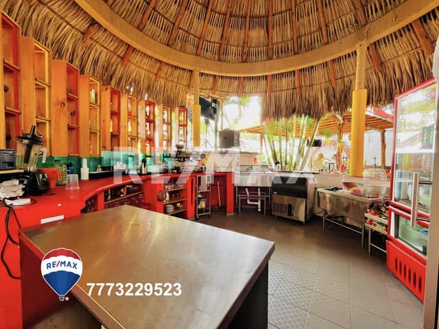 Venta de casa (actualmente restaurante), Vista Hermosa, Cuernavaca...Clave 4619