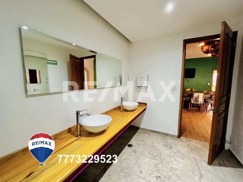 Venta de casa (actualmente restaurante), Vista Hermosa, Cuernavaca...Clave 4619