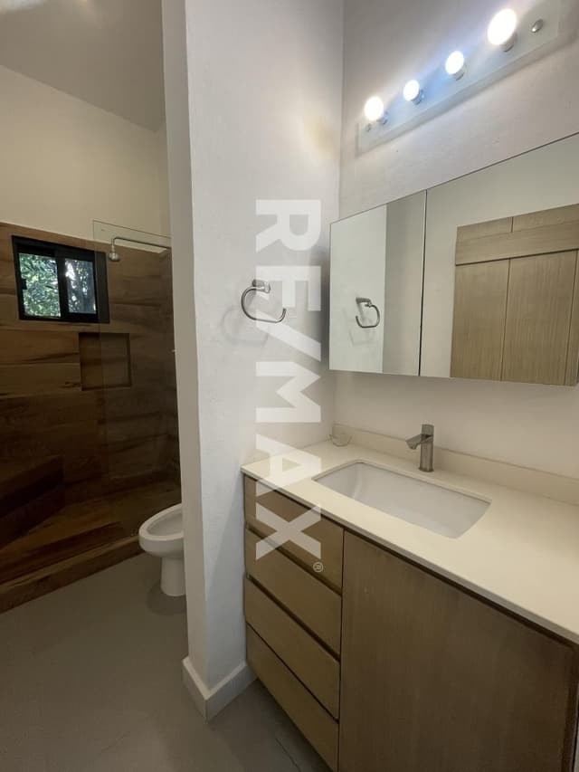 Departamento con Balcon en Renta