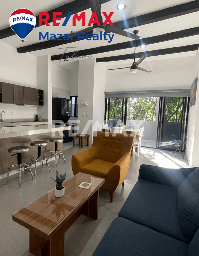 Departamento con Balcon en Renta