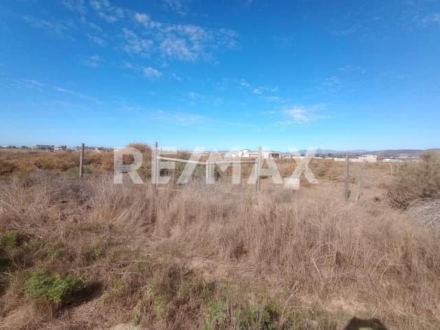Terreno en venta a solo 200 metros de la Playa del Estero
