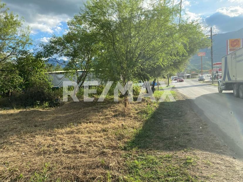 Renta terreno comercial frente carretera, en Allende Nuevo León, México. 