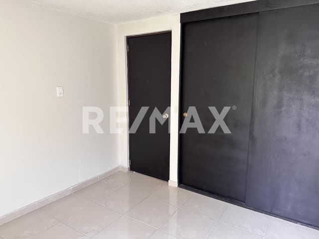 Casa en Venta en la Col. La Hacienda. Puebla, Pue.