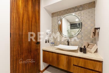 property image preview0
